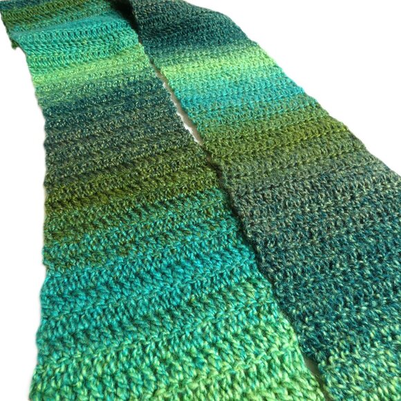 Green Scarf & Hat SET Extra Long Stripes Handmade Crochet Hand Knit Warm NWT - Picture 4 of 11